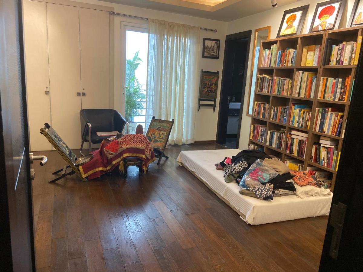 Art House Vasant Vihar New Delhi Bed and Breakfast Exteriör bild