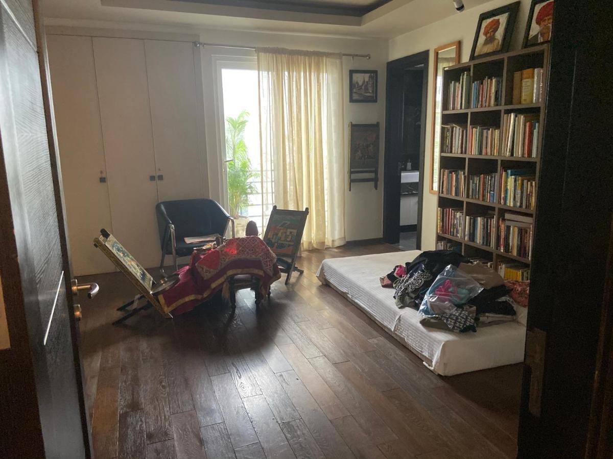 Art House Vasant Vihar New Delhi Bed and Breakfast Exteriör bild