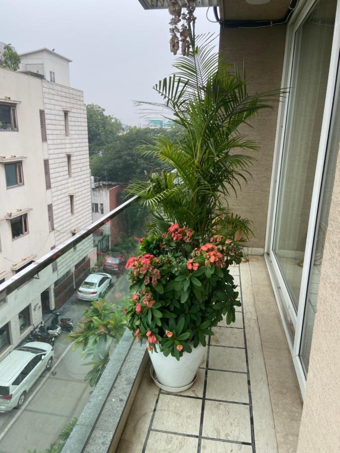 Art House Vasant Vihar New Delhi Bed and Breakfast Exteriör bild