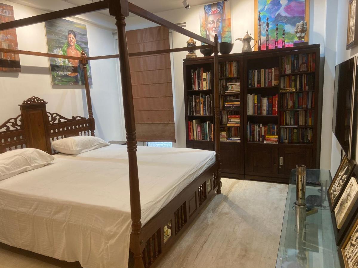 Art House Vasant Vihar New Delhi Bed and Breakfast Exteriör bild
