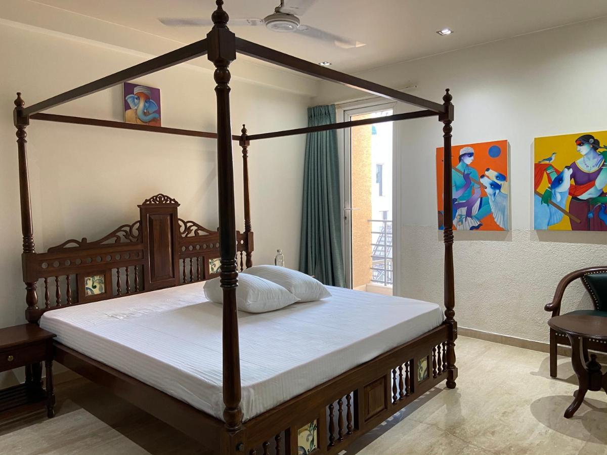 Art House Vasant Vihar New Delhi Bed and Breakfast Exteriör bild