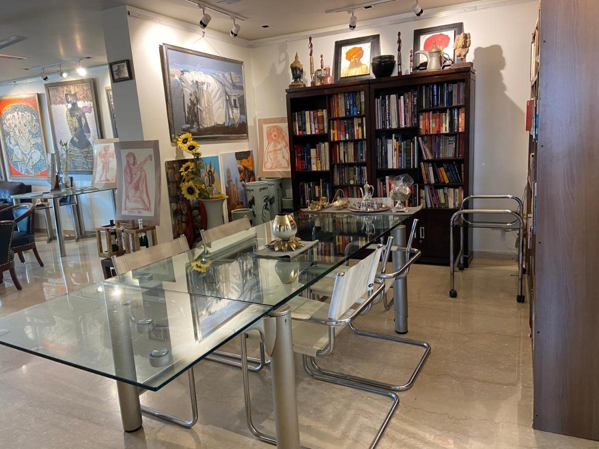 Art House Vasant Vihar New Delhi Bed and Breakfast Exteriör bild