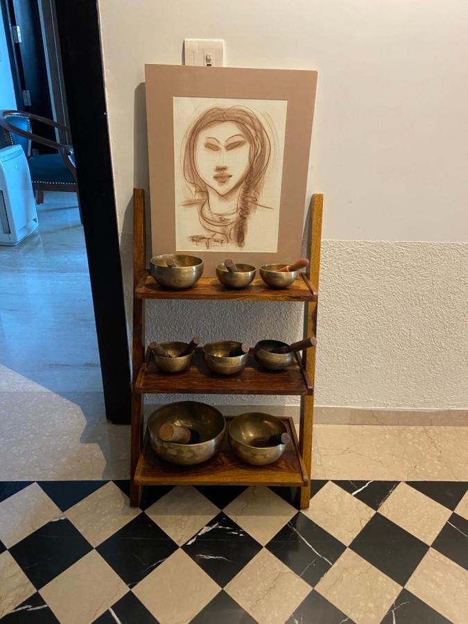 Art House Vasant Vihar New Delhi Bed and Breakfast Exteriör bild