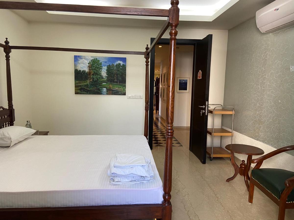 Art House Vasant Vihar New Delhi Bed and Breakfast Exteriör bild