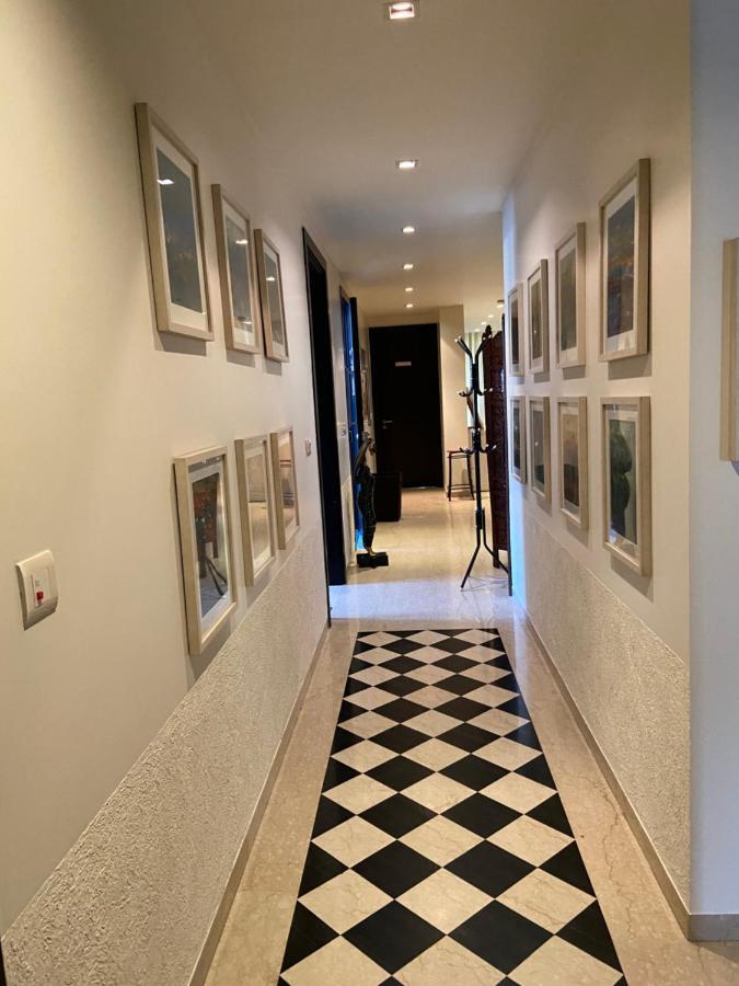 Art House Vasant Vihar New Delhi Bed and Breakfast Exteriör bild